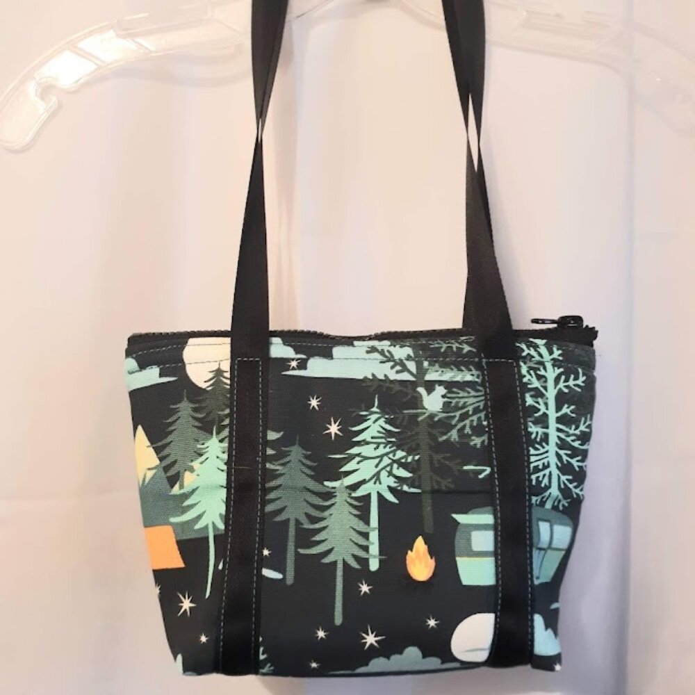 New Camping Tress theme Travel Shoulder make-up bag Green Aqua Deer Wolves Fire